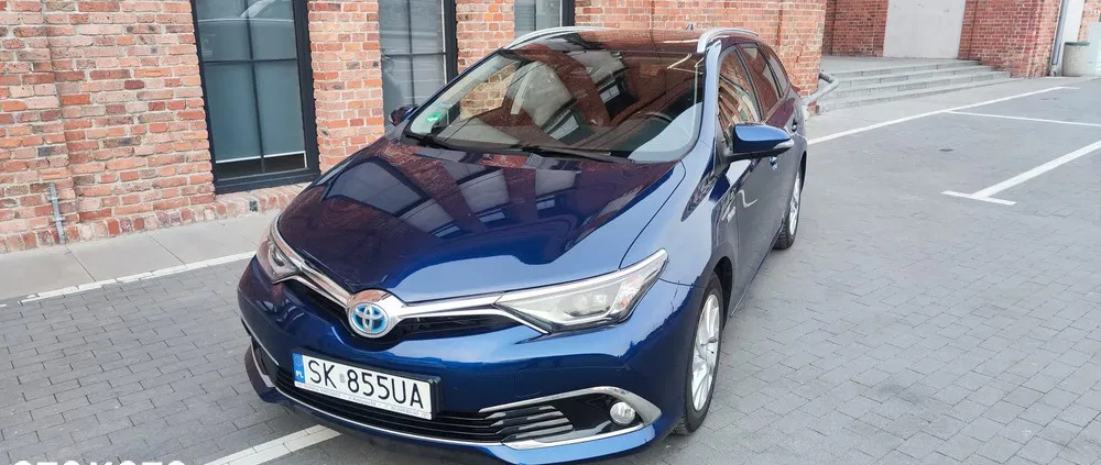 toyota Toyota Auris cena 49500 przebieg: 296500, rok produkcji 2015 z Katowice